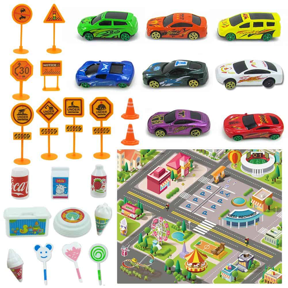 Coches De Juguete Y Alfombra